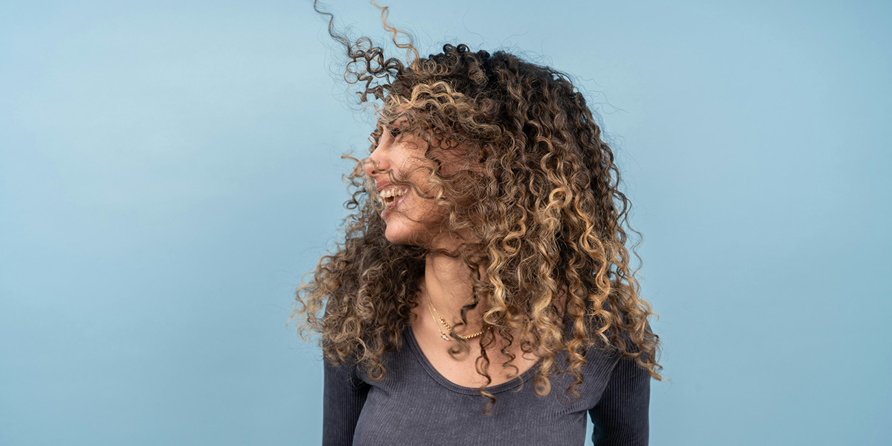 The ultimate guide to perfect curls with curl spray
