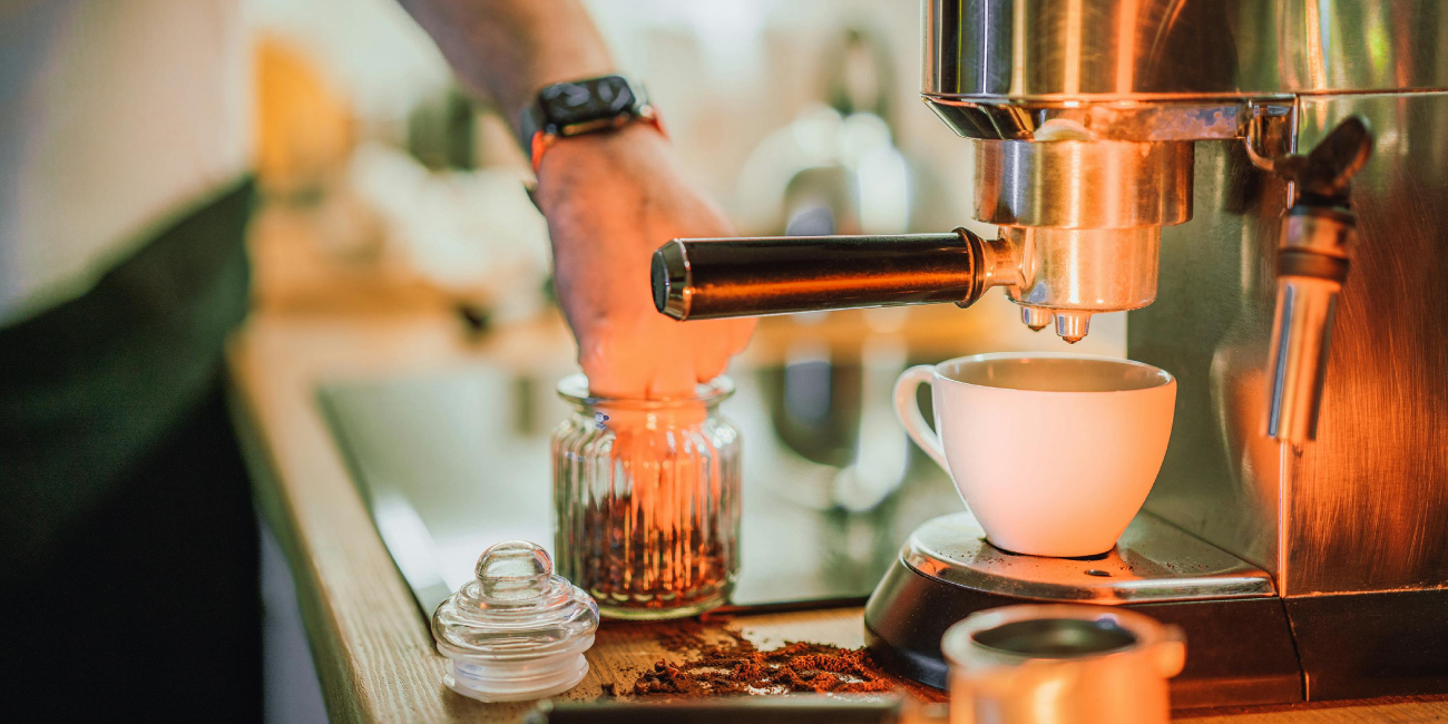 3 Essential Coffee Perks for Energising Football Game Days