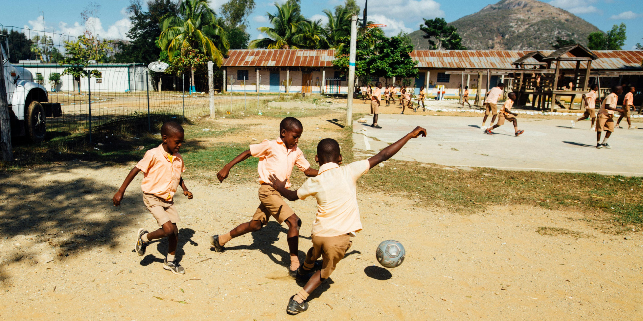 3 Proven Ways Playgrounds Spark Instant Community